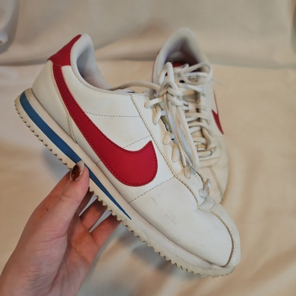 Nike Cortez Red and Blue Youth Size 6 - Picture 1 of 7